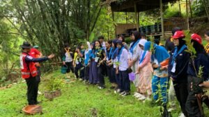 Menanam Harapan, Menjaga Bumi: Cerita Hijau dari Jumbara PMR Kota Sukabumi 2025